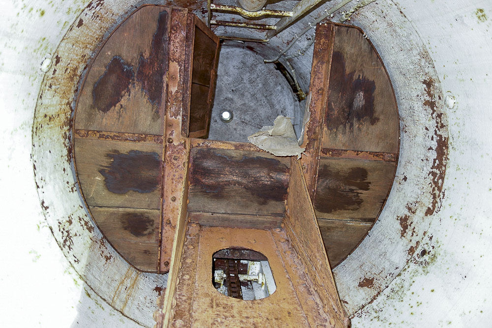 Ligne Maginot - PAS DU ROC - (Ouvrage d'artillerie) - Bloc 1
Intérieur de la cloche GFM