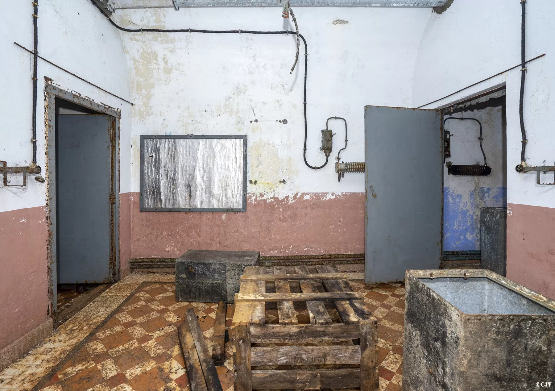 Ligne Maginot - PAS DU ROC - (Ouvrage d'artillerie) - Le PC de l'ouvrage - Lia VERMEULEN