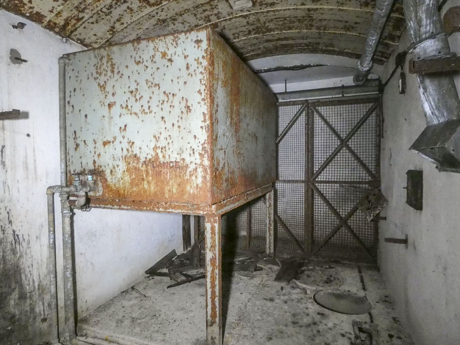 Ligne Maginot - BOIS KARRE - X12 - (Abri) - Le réservoir d'eau de l'usine électrique. - STENGER Mathieu