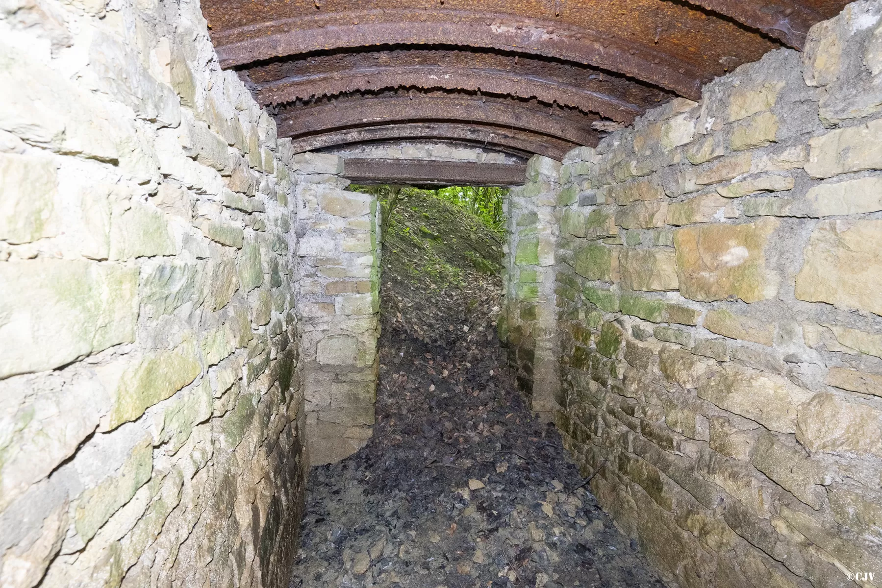 Ligne Maginot - MEDERCHEN SUD - (Abri) - Entrée Est - Lia VERMEULEN