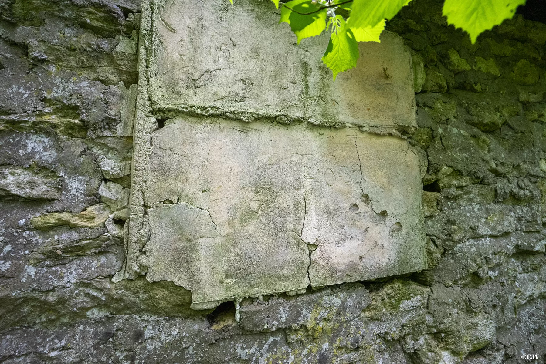 Ligne Maginot - BOIS DE MEDERCHEN - (Poste de Secours) - La fenêtre bouchée - Lia VERMEULEN