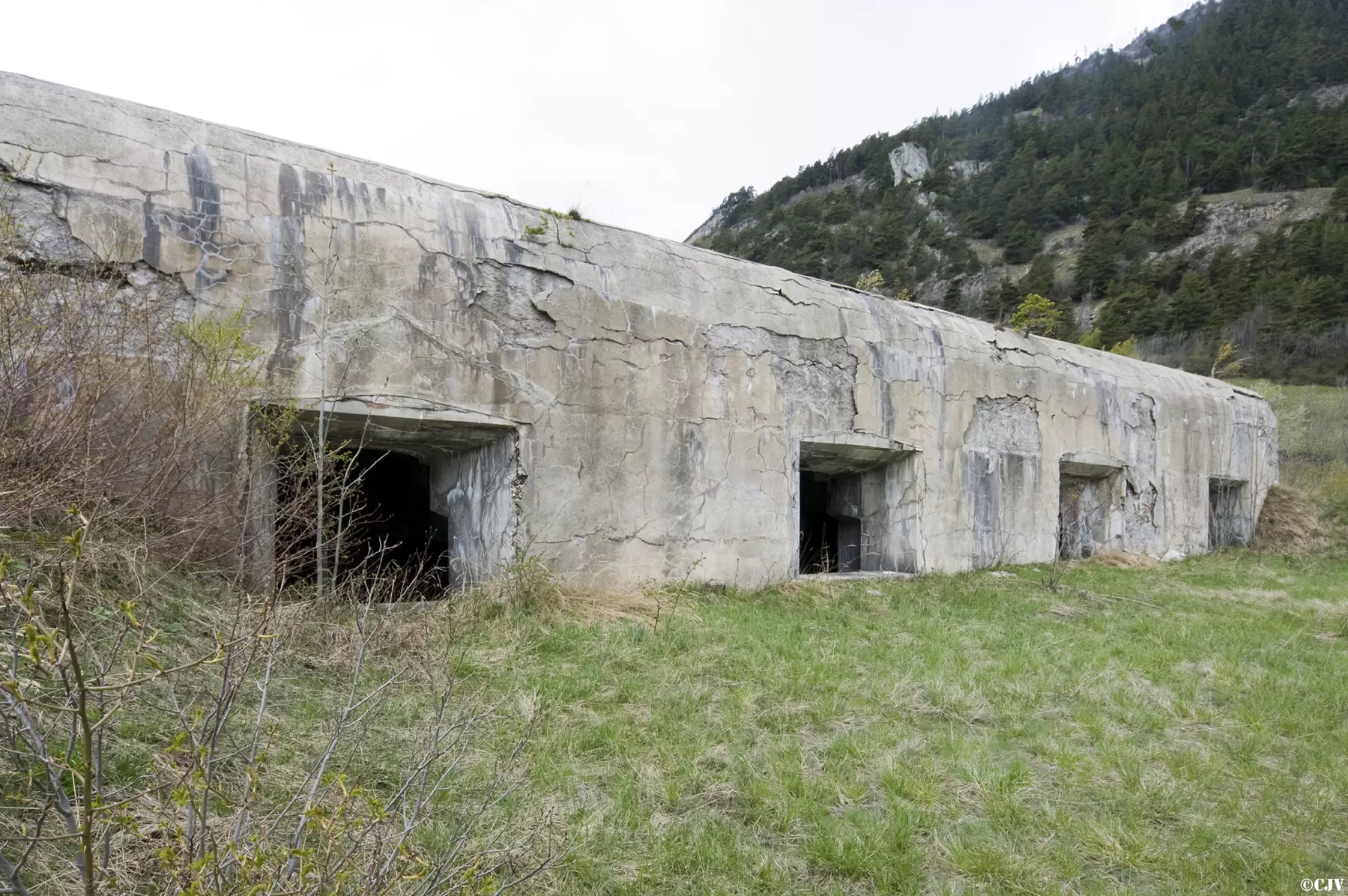 Ligne Maginot - REPLATON (QUARTIER ARC - 71° BAF) - (Position d'artillerie préparée) - Batterie A