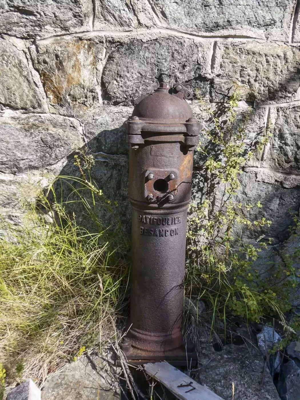 Ligne Maginot - REPLATON (QUARTIER ARC - 71° BAF) - (Position d'artillerie préparée) - Fontaine Batifoulier Besançon - ELLENA Daniel - CUNY Philippe