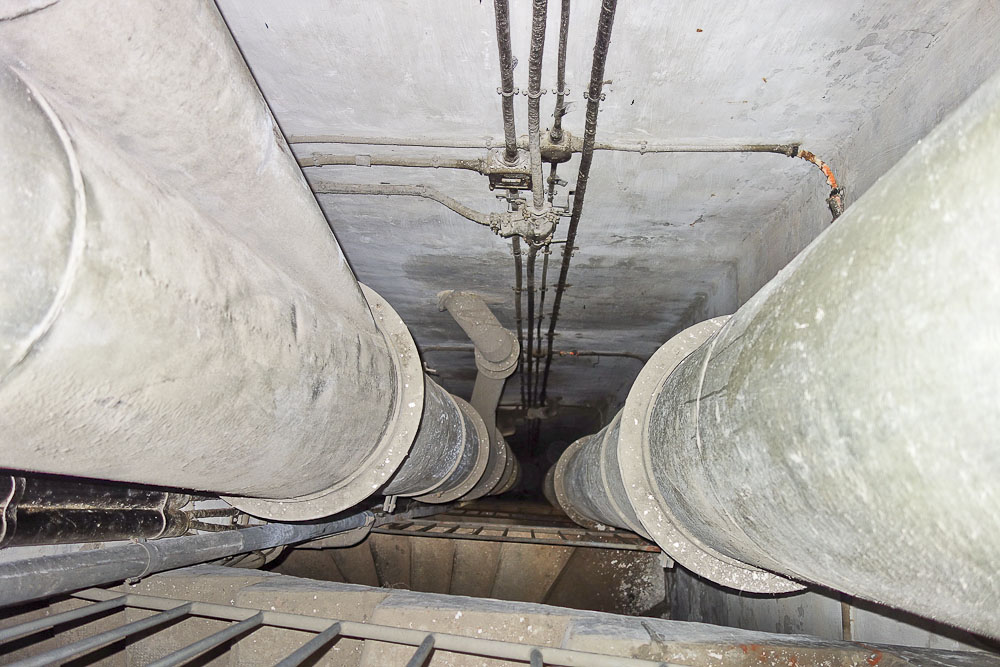 Ligne Maginot - SAINT ANTOINE - (Ouvrage d'artillerie) - Bloc 1
Gaines d'aération dans la cage d'escalier