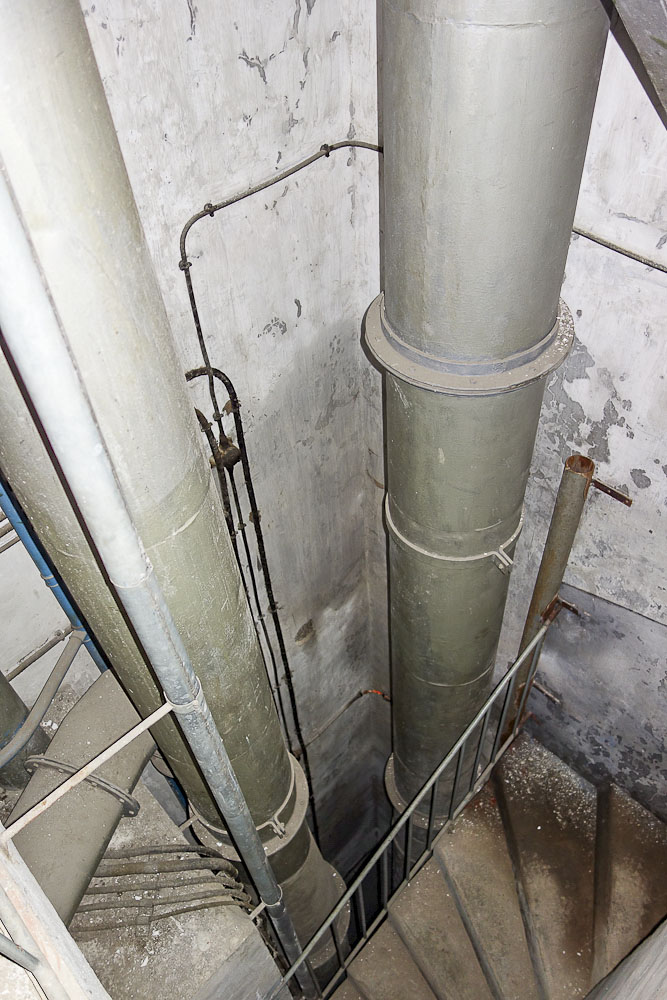 Ligne Maginot - SAINT ANTOINE - (Ouvrage d'artillerie) - Bloc 1
Gaines d'aération dans la cage d'escalier