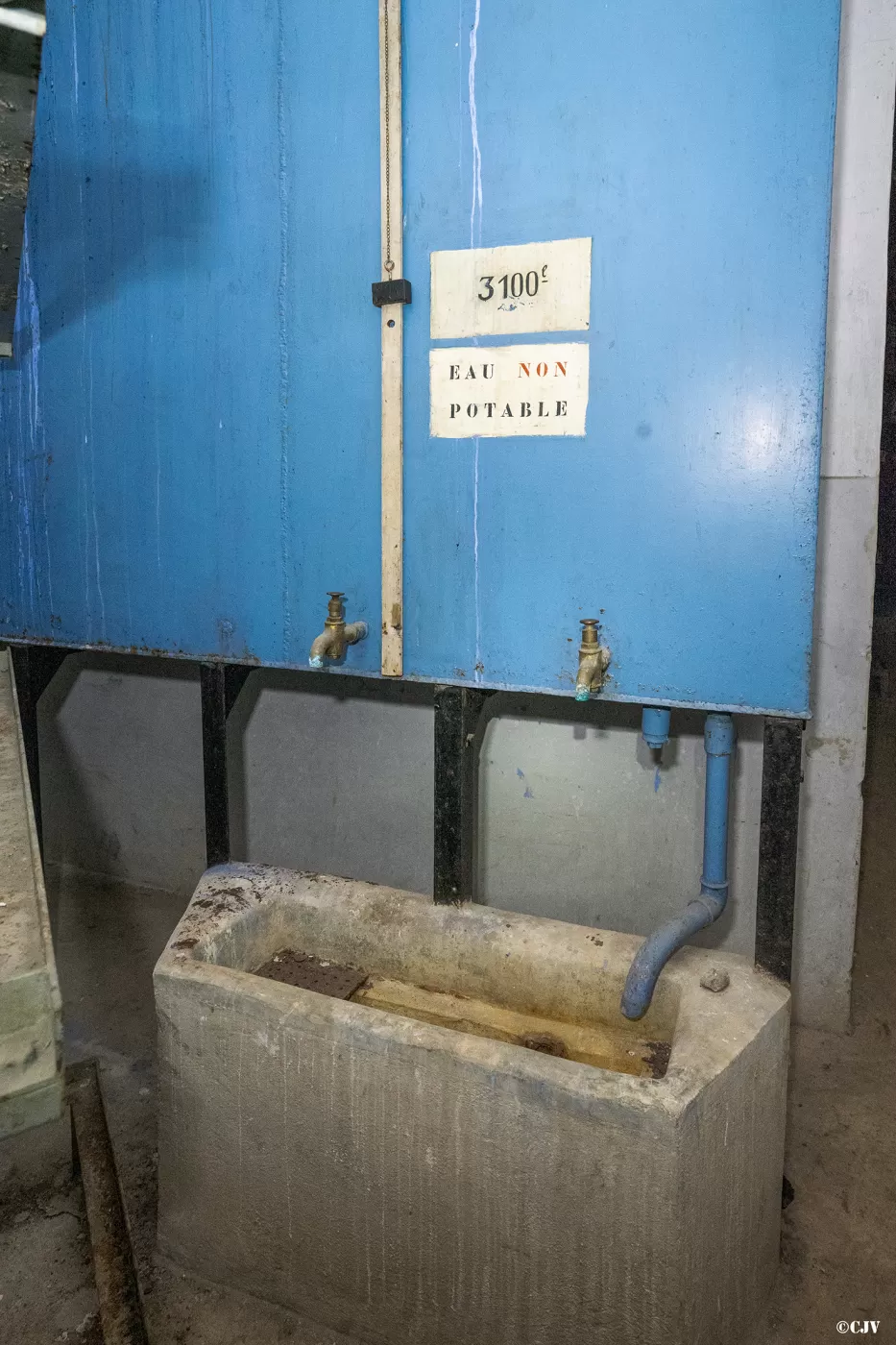 Ligne Maginot - SAINT ANTOINE - (Ouvrage d'artillerie) - Bloc 1
Etage intermédiaire
Réservoir d'eau - Lia VERMEULEN