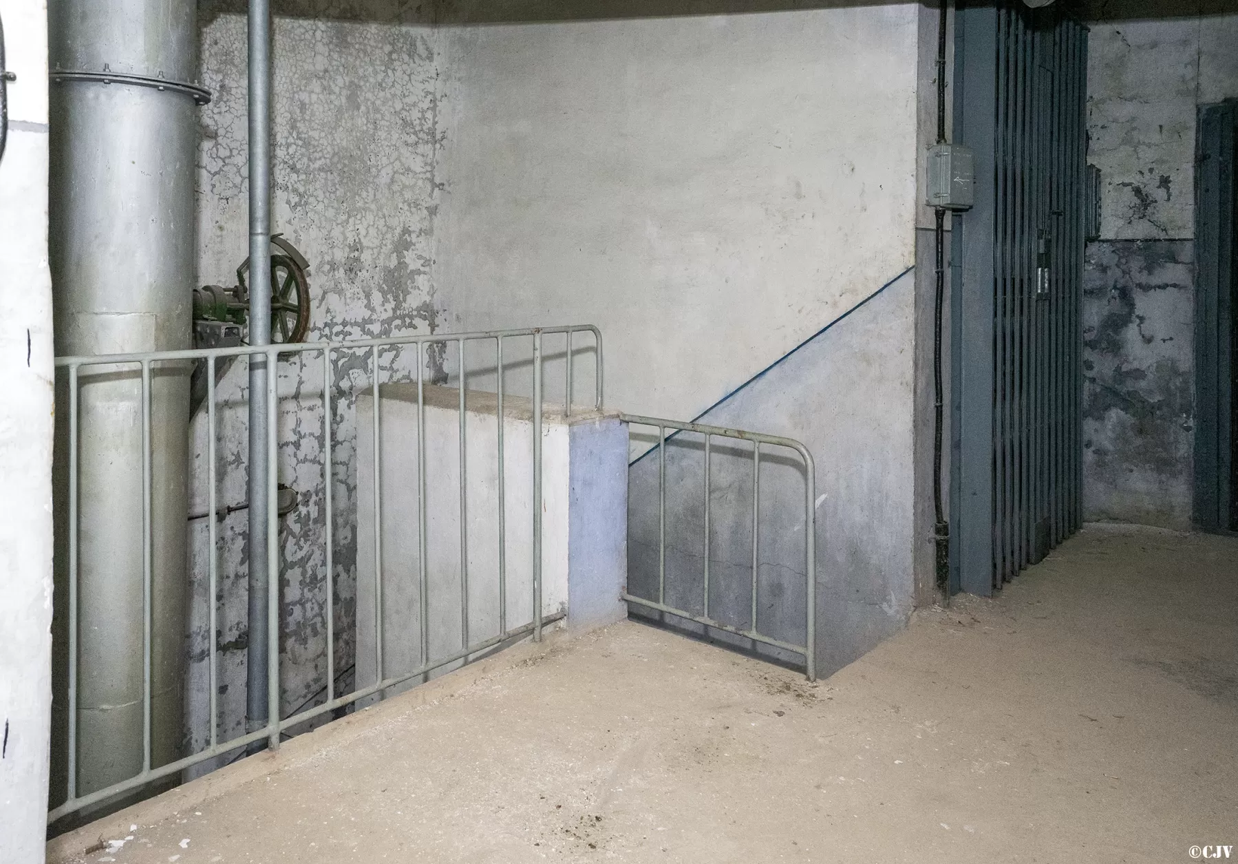 Ligne Maginot - SAINT ANTOINE - (Ouvrage d'artillerie) - Bloc 1
Etage supérieur - Lia VERMEULEN