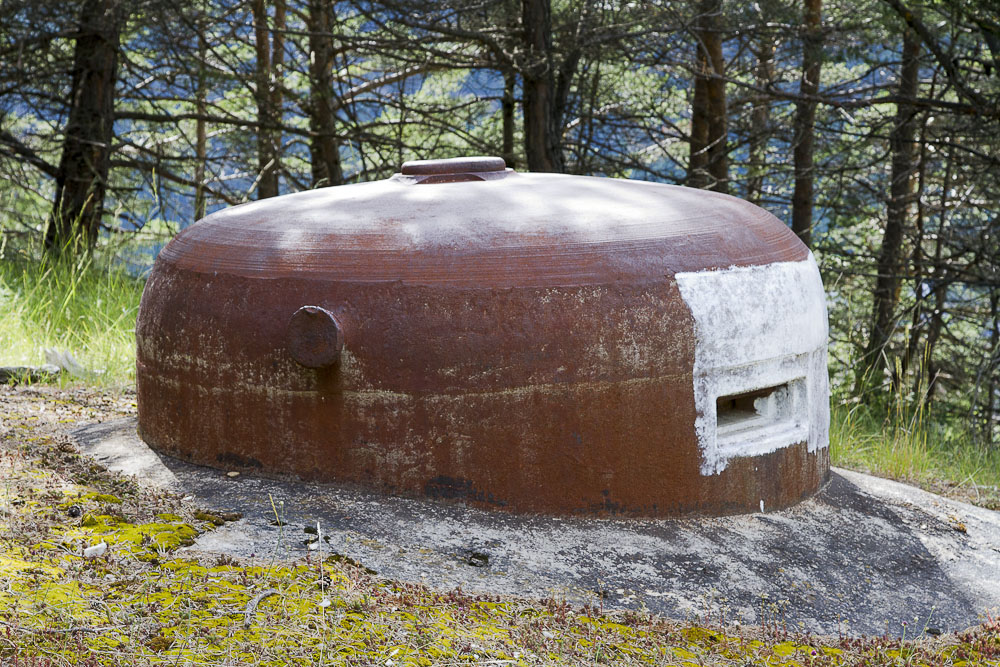 Ligne Maginot - SAINT ANTOINE - (Ouvrage d'artillerie) - Bloc 2
La cloche observatoire d'artillerie VDP (Vision Directe et Périscopique)