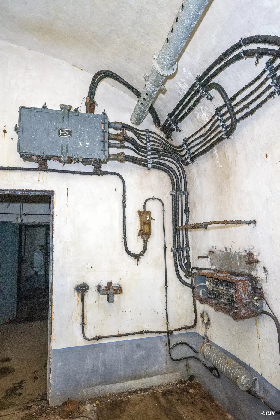 Ligne Maginot - SAINT ANTOINE - (Ouvrage d'artillerie) - Le central téléphonique - Lia VERMEULEN