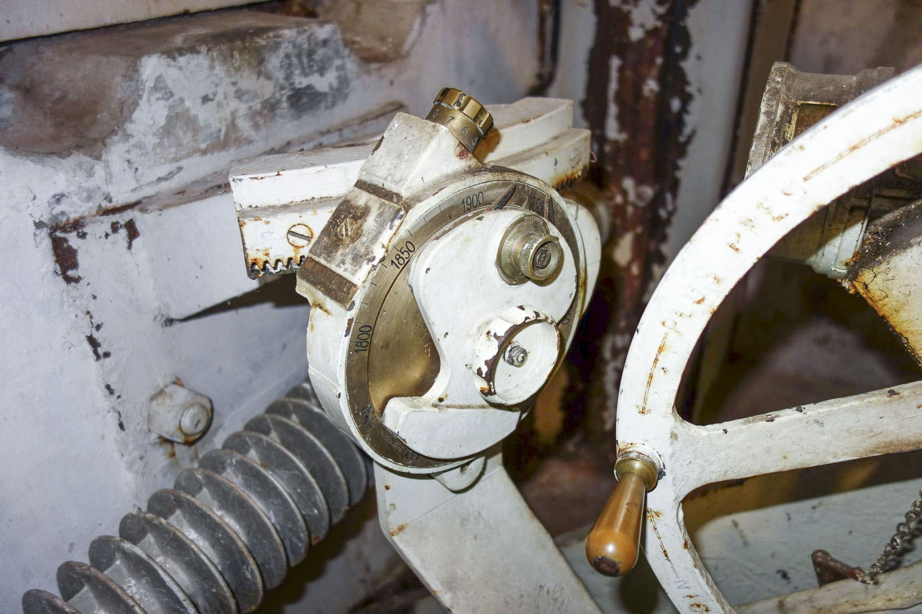 Ligne Maginot - SAINT GOBAIN - (Ouvrage d'infanterie) - Bloc 1
Etage supérieur
Mortier de 81 - Michel Teiten