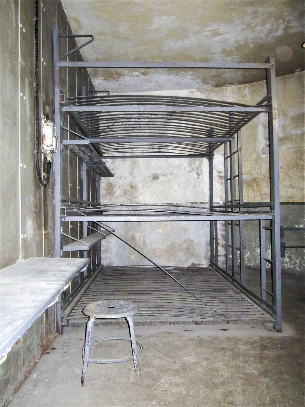 Ligne Maginot - SAINT GOBAIN - (Ouvrage d'infanterie) - Bloc 2
Etage inférieur
Chambre de repos