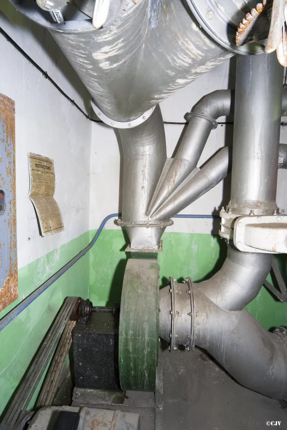 Ligne Maginot - SAINT GOBAIN - (Ouvrage d'infanterie) - Galerie vers le bloc 3
Salle de neutralisation des blocs 2 et 3 - Lia VERMEULEN