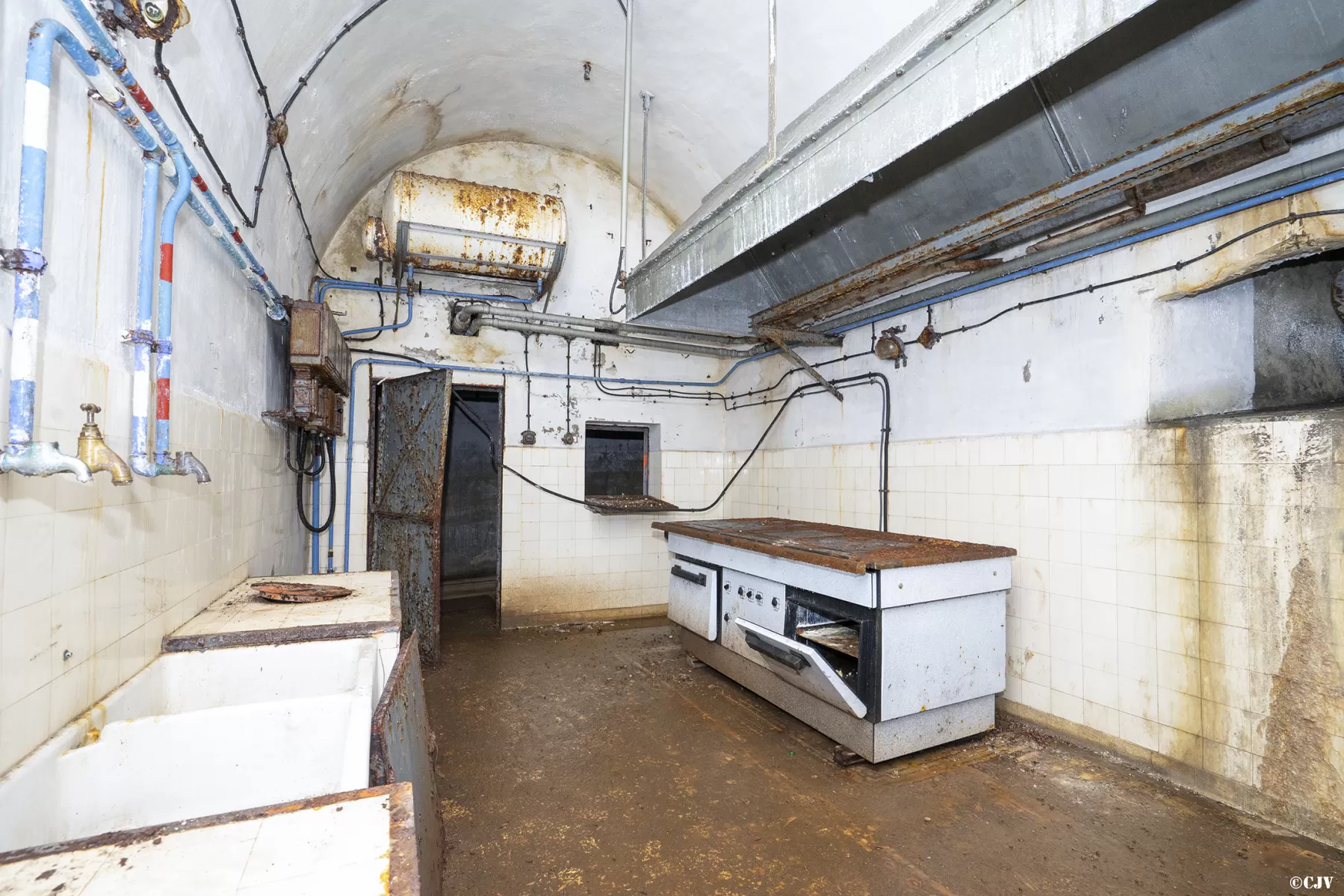 Ligne Maginot - SAPEY - (Ouvrage d'artillerie) - La cuisine - Lia VERMEULEN