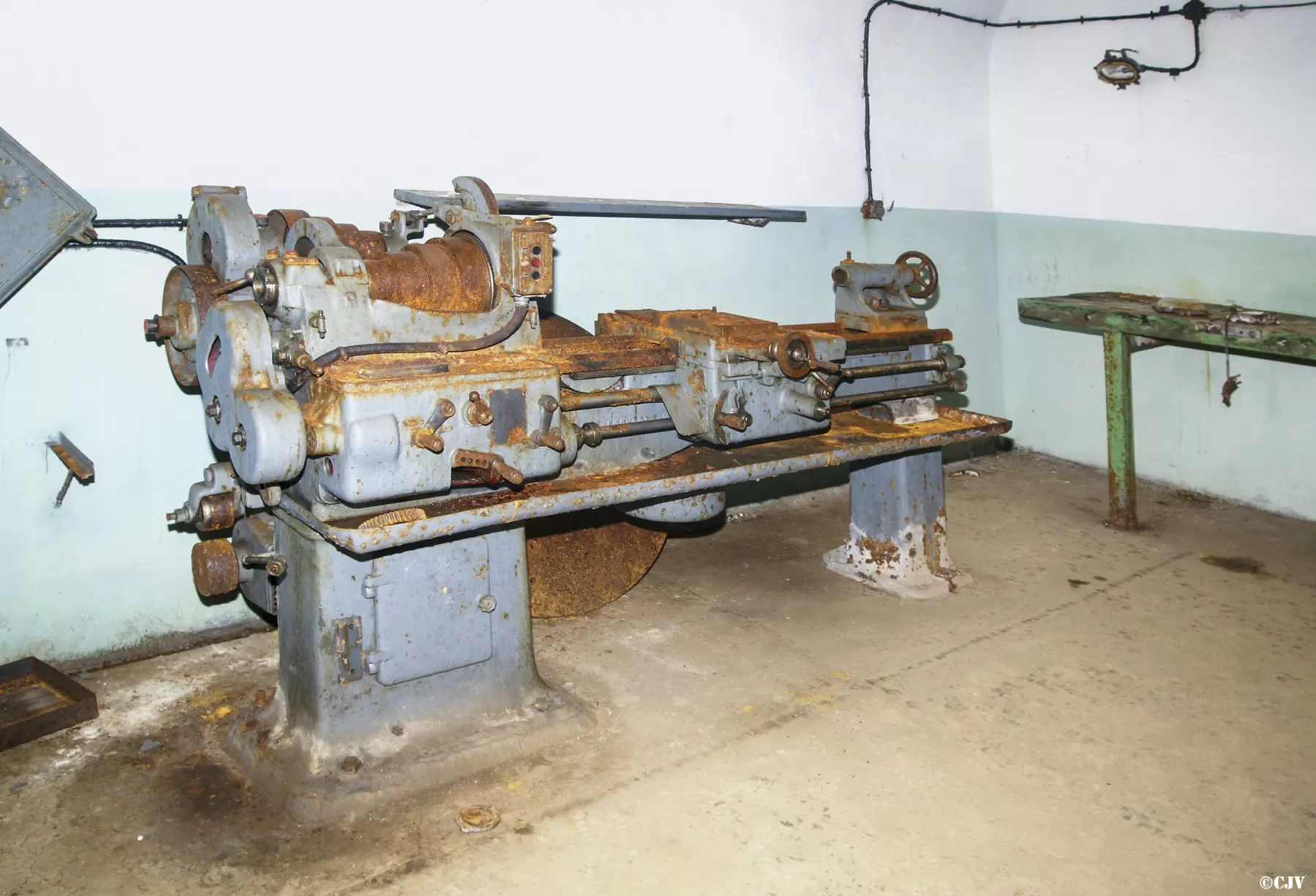 Ligne Maginot - SAPEY - (Ouvrage d'artillerie) - L'atelier Artillerie-Génie
Le tour - Lia VERMEULEN