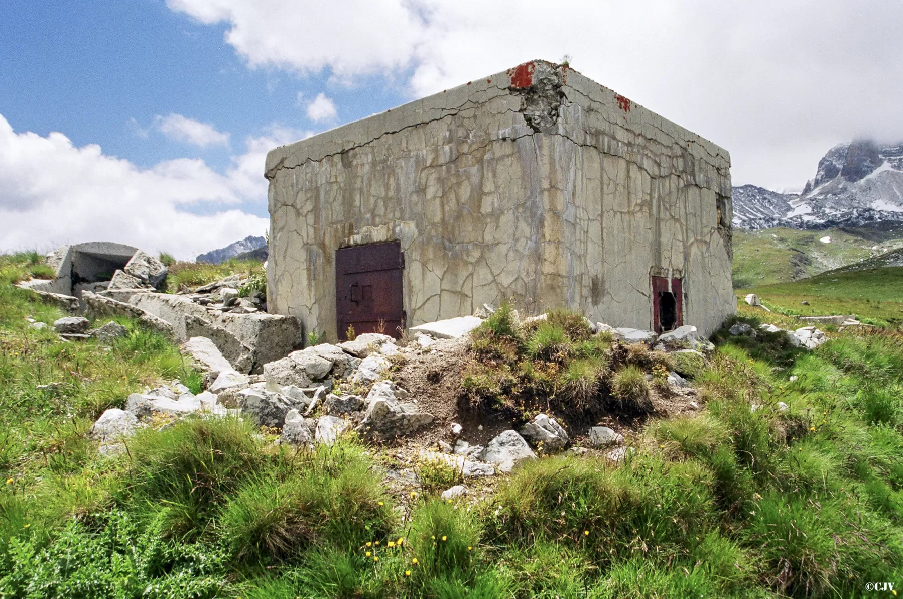 Ligne Maginot - VALLEE ETROITE - (Ouvrage d'infanterie) - Bloc 1 - Lia VERMEULEN