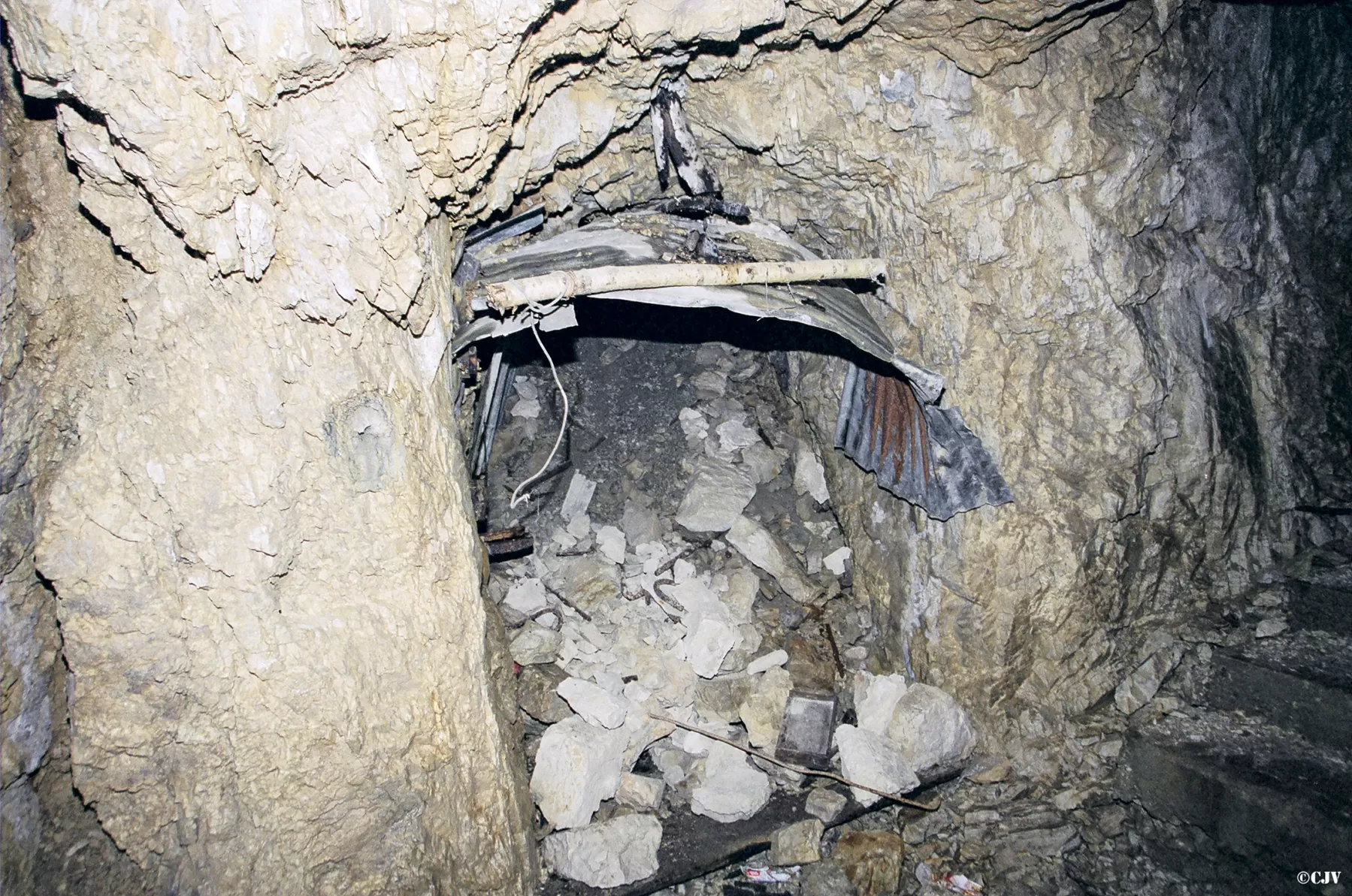 Ligne Maginot - LES ROCHILLES - (Ouvrage d'infanterie) - Galerie au niveau du bloc 1 - Lia VERMEULEN