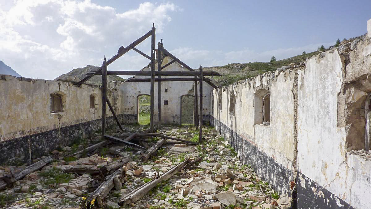Ligne Maginot - ACLES (POSTE DES) - (Casernement) - 
