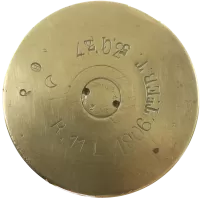 Ligne Maginot - Munitions de 47 mm utilisées dans la fortification - Marquages de culot de douille de 47mm Mle 1902 M 
Amorçage par étoupille de 11 mm Mle 1906 