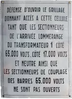 Ligne Maginot - XIVRY CIRCOURT - (Infrastructures électriques) - Plaque émaillée
Accès jeu de barres omnibus 65KV