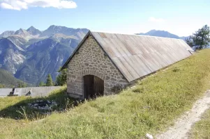 Ligne Maginot - COCHETTE - (Casernement) - Écurie