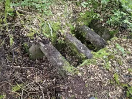 Ligne Maginot - ALTWIESERBACH 6 - (Observatoire indéterminé) - Les restes de la grande niche à munitions au milieu de la tranchée