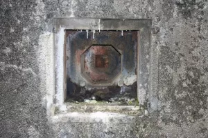 Ligne Maginot - BOIS DE CATTENOM - X14 - (Abri) - Créneau FM en façade