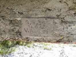 Ligne Maginot - LARCHE - (Blockhaus pour canon) - Abri pour le 47 de marine