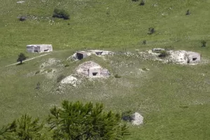 Ligne Maginot - LARCHE (L) - (Ouvrage d'infanterie) - Vue d'ensemble frontale