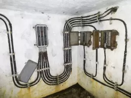 Ligne Maginot - COL DE SEGRA - (Chambre de coupure) - 