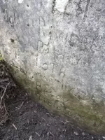 Ligne Maginot - COL DE SEGRA - (Chambre de coupure) - Borne prés de la chambre 