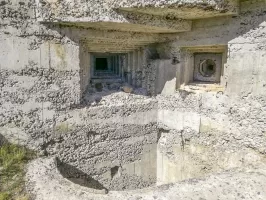 Ligne Maginot - COL DE GRANON - (Ouvrage d'infanterie) - Bloc 3 
Créneaux FM et mitrailleuses