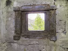 Ligne Maginot - COL DE GRANON - (Ouvrage d'infanterie) - Bloc 3
Le créneau pour le jumelage de mitrailleuses