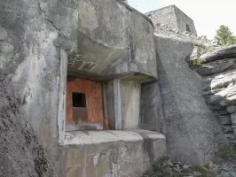 Ligne Maginot - SAPEY - (Ouvrage d'artillerie) - Bloc 2
Créneau de 75 mle 33