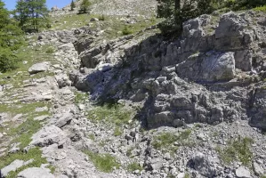 Ligne Maginot - LES ACLES EST  (TRANCHéE) - (Divers) - Tranchée reliant partiellement l'abri Est et la pilule supérieure, et permettant le tir vers le col des Acles