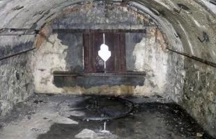 Ligne Maginot - L'OLIVE (BATTERIE CAVERNE) - (Position d'artillerie préparée) - Une des casemates de 75