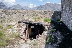 Ligne Maginot - L'OLIVE (BATTERIE CAVERNE) - (Position d'artillerie préparée) - Poste d'observation