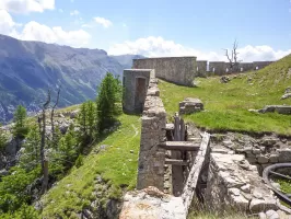 Ligne Maginot - L'OLIVE (BATTERIE CAVERNE) - (Position d'artillerie préparée) - 