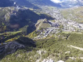 Ligne Maginot - CHAMP DE MARS (154° RAP - 2° BIE) - (Position d'artillerie préparée) - Au centre le parking ou pouvait se trouver la batterie.
