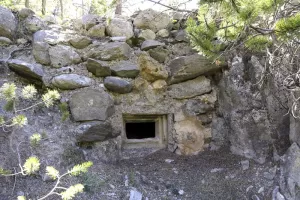 Ligne Maginot - CLOT DU POIN 2 - (Blockhaus pour arme infanterie) - 