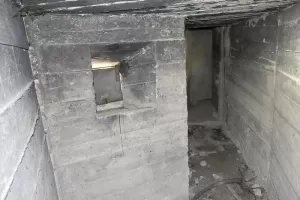 Ligne Maginot - CLOT DU POIN 2 - (Blockhaus pour arme infanterie) - 