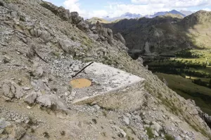 Ligne Maginot - CRETE DU JANUS - (Chambre de coupure) - Située exactement sur le Chemin du Facteur
