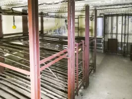 Ligne Maginot - JANUS - (Ouvrage d'artillerie) - Bloc 2
Lits dans la chambre de tir supérieure.