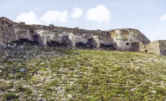 Ligne Maginot - JANUS - (Ouvrage d'artillerie) - Bloc 8
Bloc de l'ancien ouvrage du Janus renforcé par une carapace de béton