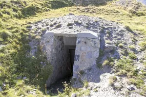 Ligne Maginot - GONDRANS - ABRI 5 - Entrée sud