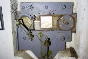 Ligne Maginot - GONDRAN E - (Ouvrage d'infanterie) - Bloc 1
Créneau FM