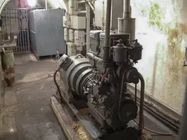 Ligne Maginot - GONDRAN E - (Ouvrage d'infanterie) - L'usine électrique
Groupe électrogène à moteur CLM208