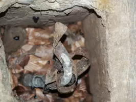 Ligne Maginot - D01 - (Chambre de coupure) - L'arrivée des câbles
