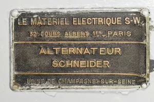 Ligne Maginot - SAINT OURS BAS (SOB) - (Ouvrage d'infanterie) - Plaque de constructeur SW de l'alternateur 