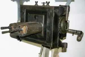 Ligne Maginot - Jumelage de mitrailleuses. (JM) - Jumelage de mitrailleuses Reibel exposé au musée du Hackenberg