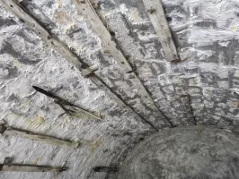 Ligne Maginot - LA LAUZETTE NORD (3° BIE / 154° RAP) - (Position d'artillerie préparée) - Les supports d'une couverture certainement en tôle légère.